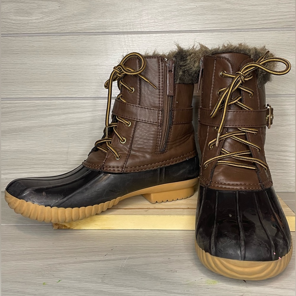 Nature Breeze Brown and Black Ankle Boots